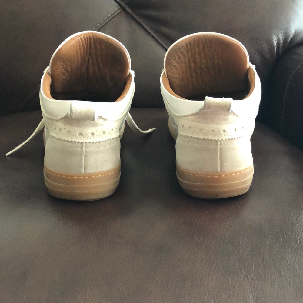 100% Authentic Burberry Sneakers! - Picture 3 of 8